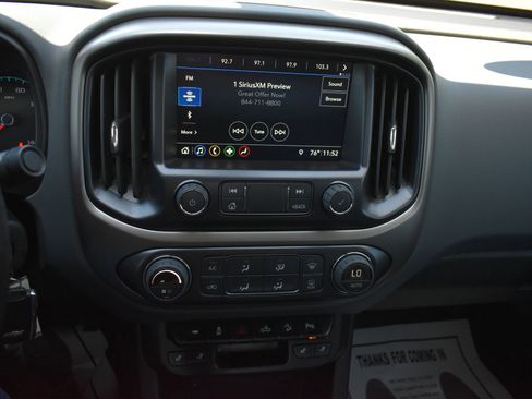 Used 2022 Chevrolet Colorado Z71 AWD/4WD image 23