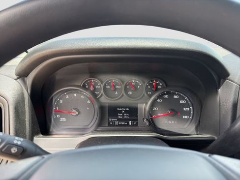 Used 2021 Chevrolet Silverado 1500 Custom Trail Boss AWD/4WD image 25