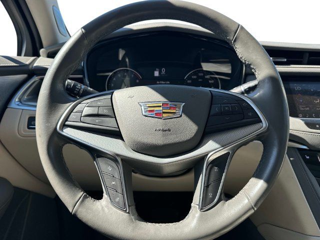 Used 2024 Cadillac XT5 Premium Luxury w/ LPO, Floor Liner Package AWD/4WD image 19