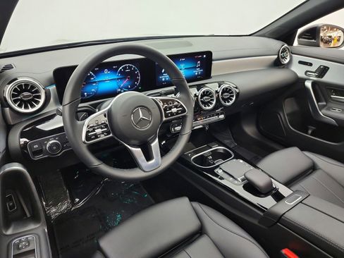 Certified 2023 Mercedes-Benz CLA 250 image 9