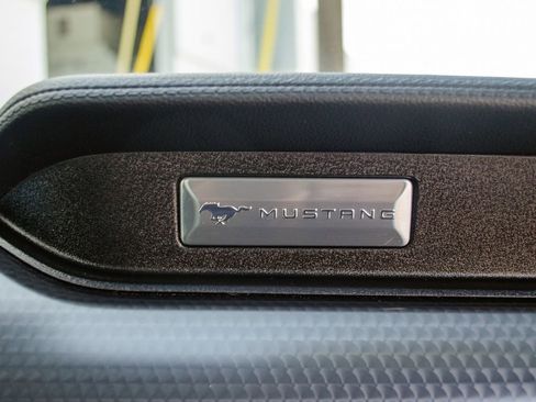 Used 2021 Ford Mustang GT RWD image 32