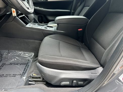 Used 2018 Subaru Outback 2.5i Premium AWD/4WD image 10