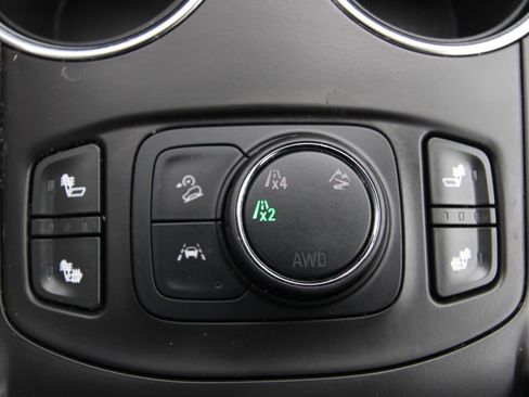 Used 2024 GMC Terrain SLE w/ Driver Convenience Package AWD/4WD image 27