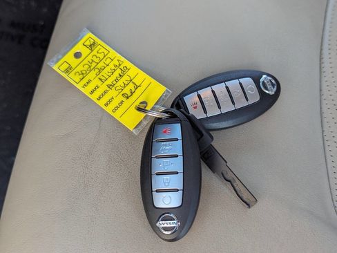 Used 2017 Nissan Armada Platinum w/ Captain Seat Package image 36