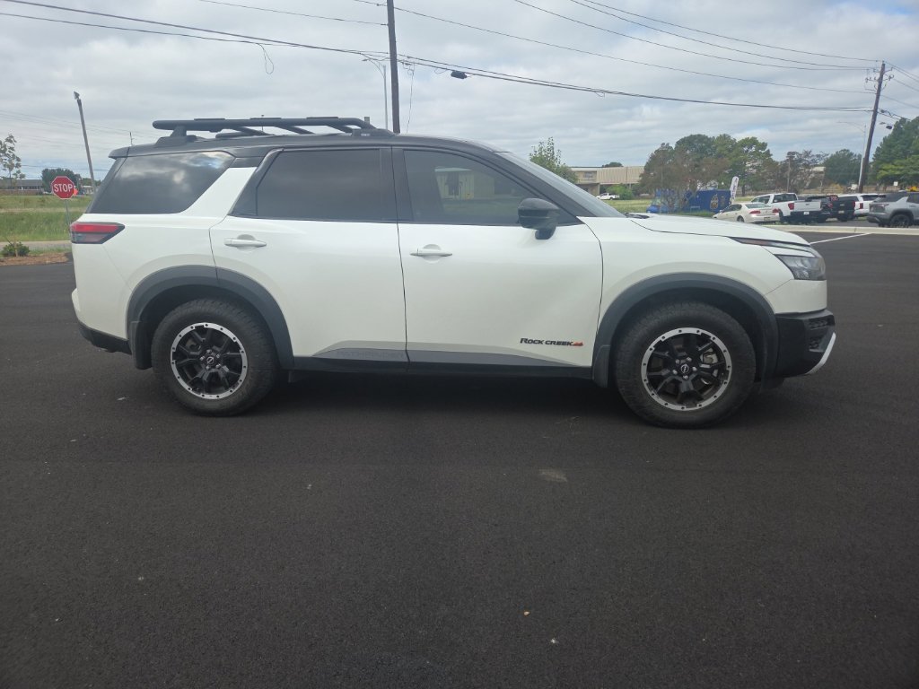Used 2024 Nissan Pathfinder Rock Creek AWD/4WD image 12