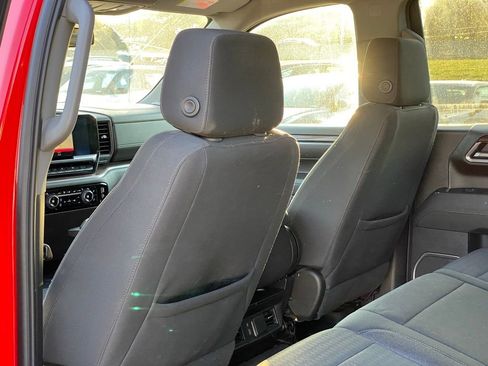 Used 2023 Chevrolet Silverado 1500 RST AWD/4WD image 25