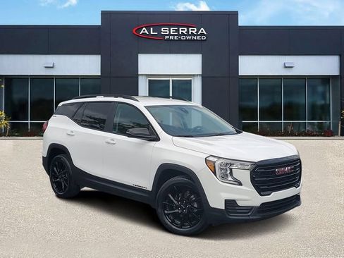 Used 2024 GMC Terrain SLE w/ Elevation Edition AWD/4WD image 1