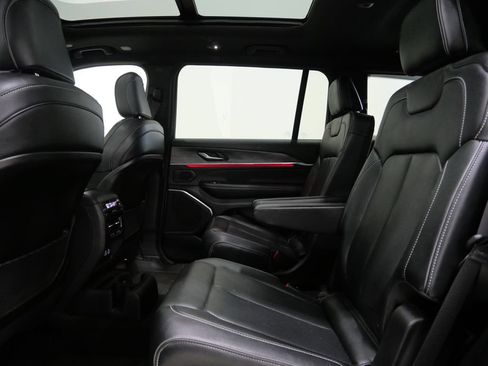 Used 2022 Jeep Grand Cherokee L Overland AWD/4WD image 25