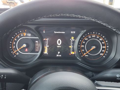 New 2025 Jeep Gladiator Rubicon image 15