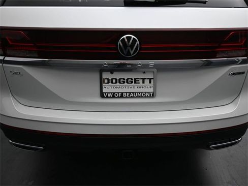 New 2026 Volkswagen Atlas SEL image 10