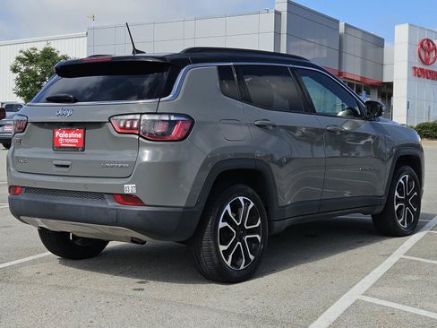 Used 2024 Jeep Compass Limited AWD/4WD image 4