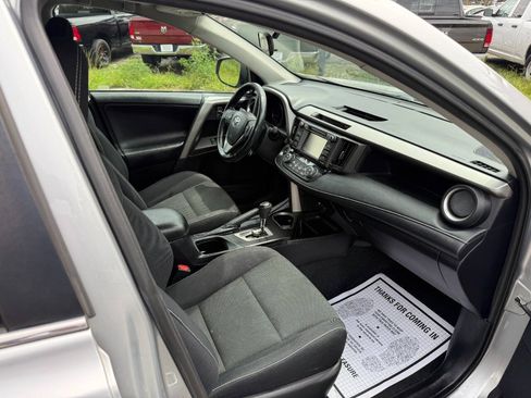 Used 2017 Toyota RAV4 XLE w/ Plus Extra Value Package AWD/4WD image 15