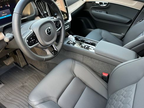 New 2026 Volvo XC90 T8 Plus w/ Protection Package AWD/4WD image 9