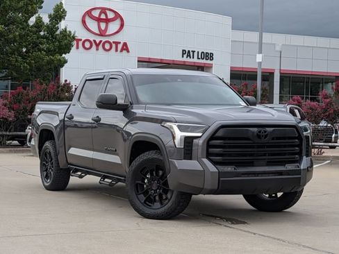 Used 2023 Toyota Tundra SR5 AWD/4WD image 2