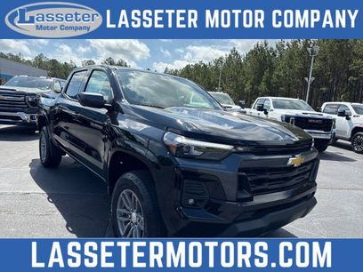 New 2025 Chevrolet Colorado LT w/ LT Convenience Package