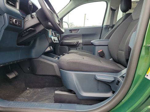 New 2025 Ford Maverick XL image 17