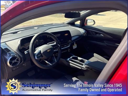 New 2026 Chevrolet Equinox EV LT w/ Comfort Package AWD/4WD image 12