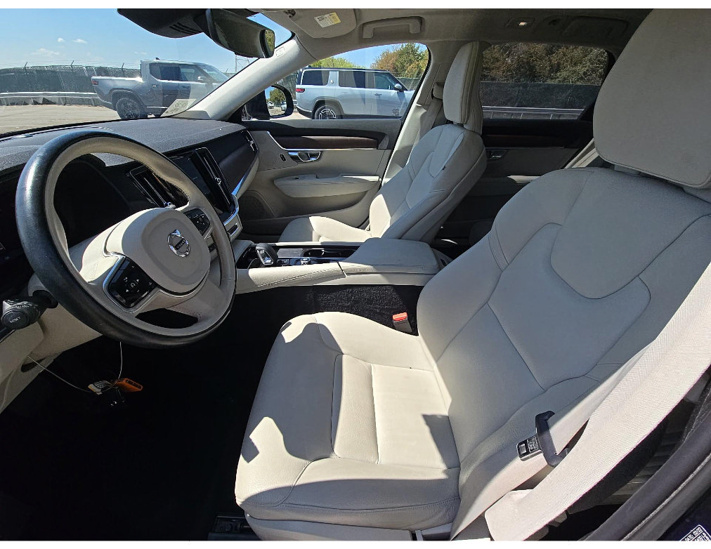 Used 2022 Volvo V90 B6 Cross Country w/ Climate Package AWD/4WD image 5