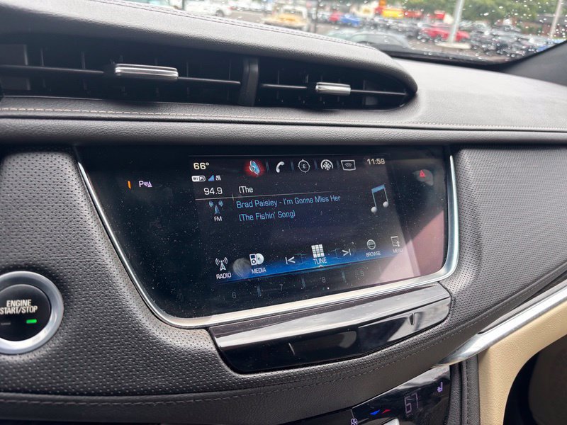 Used 2019 Cadillac XT5 AWD image 12
