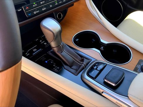 Used 2018 Lexus RX 350 image 16