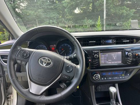 Used 2014 Toyota Corolla S FWD image 7