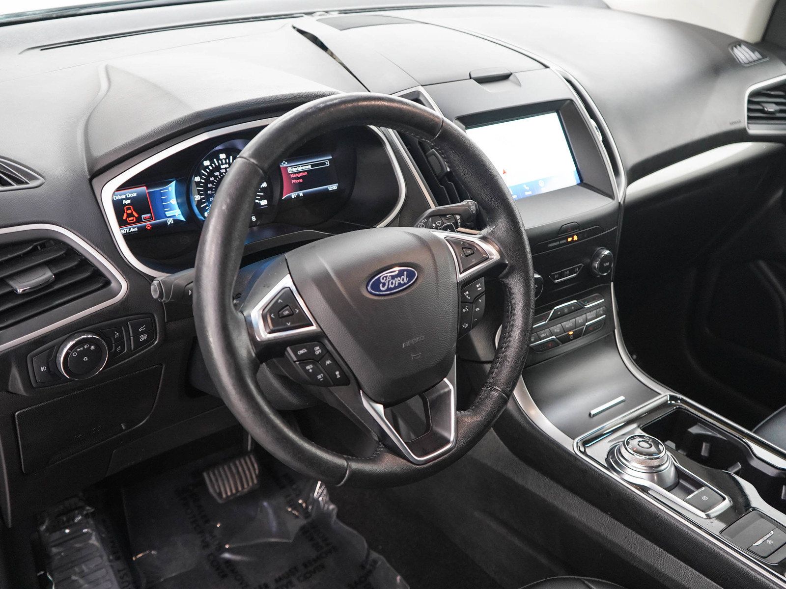 Used 2019 Ford Edge SEL w/ Equipment Group 201A AWD/4WD image 21