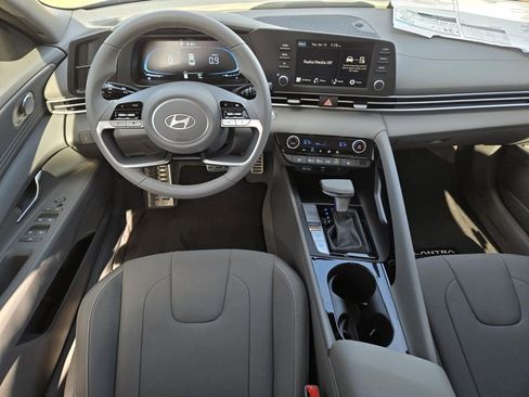 New 2026 Hyundai Elantra SEL Sport Premium FWD image 18
