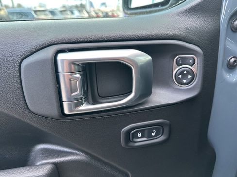 New 2026 Jeep Gladiator Willys image 12