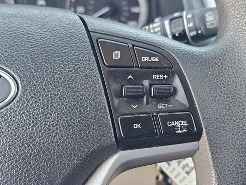 Used 2018 Hyundai Tucson SE AWD/4WD image 25