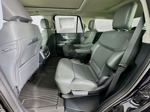 New 2026 Ford Expedition Active AWD/4WD image 32
