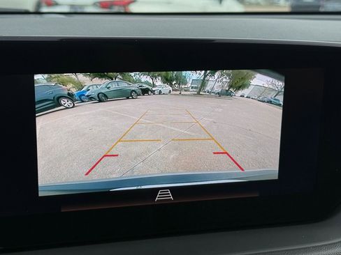 Used 2025 Buick Encore GX Preferred image 17