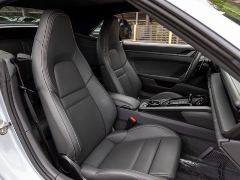 Certified 2022 Porsche 911 Carrera image 50