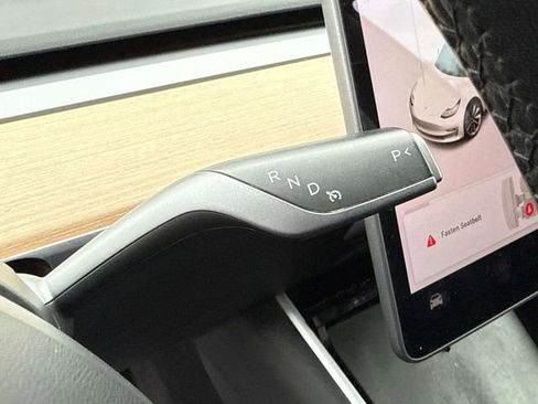 Used 2020 Tesla Model 3 Long Range image 23