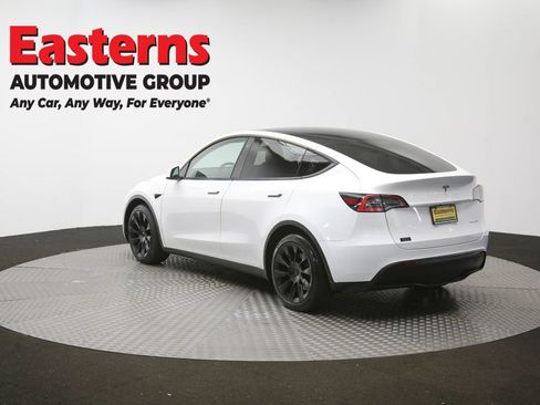 Used 2021 Tesla Model Y Long Range AWD/4WD image 59