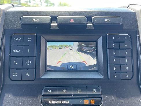 Used 2021 Ford F250 XL w/ Power Equipment Group AWD/4WD image 18