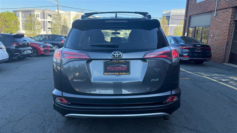 Used 2016 Toyota RAV4 XLE FWD image 17