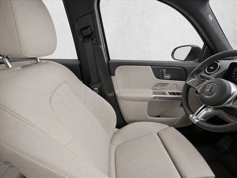 Used 2026 Mercedes-Benz GLB 250 image 21