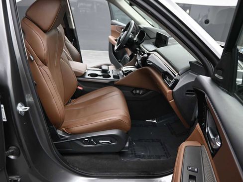 Used 2024 Acura MDX SH-AWD w/ Technology Package image 15