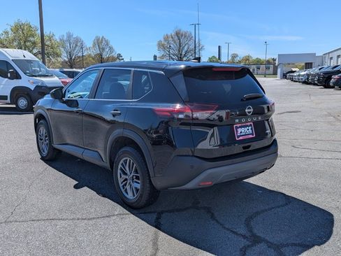 Used 2023 Nissan Rogue S image 7