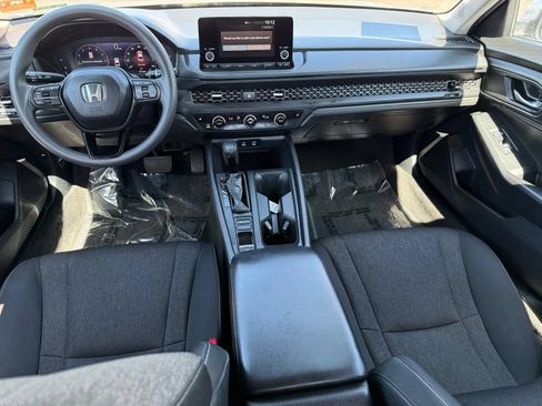 Certified 2024 Honda Accord EX image 27