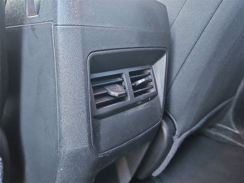 Used 2024 Chevrolet Colorado Trail Boss w/ Technology Package image 26