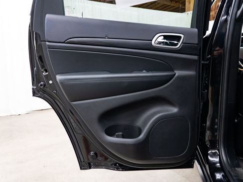 Used 2020 Jeep Grand Cherokee Laredo w/ Quick Order Package 2BN North AWD/4WD image 26