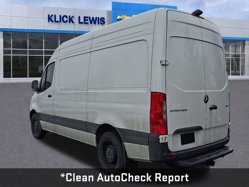 Used 2024 Mercedes-Benz Sprinter 2500 image 5