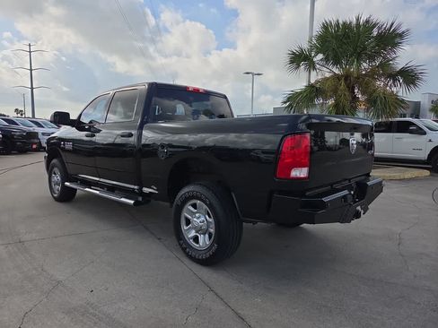 Used 2017 RAM 2500 Tradesman w/ Chrome Appearance Group AWD/4WD image 12