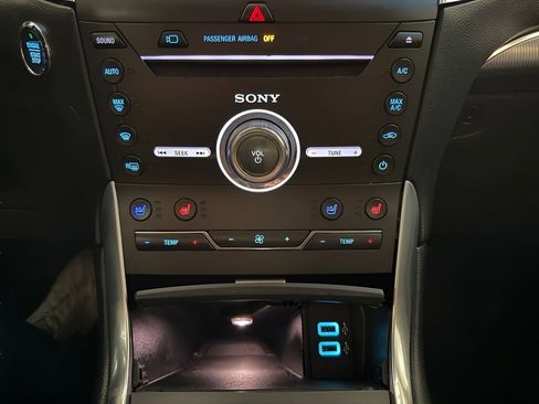 Used 2017 Ford Edge Titanium w/ Equipment Group 302A FWD image 26