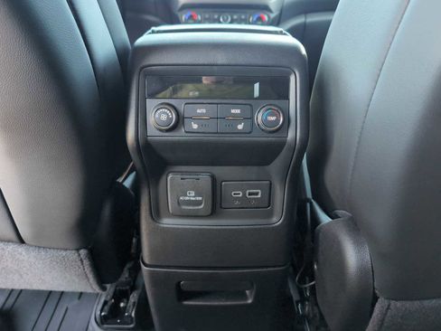 Used 2023 GMC Acadia AT4 w/ Technology Package image 22