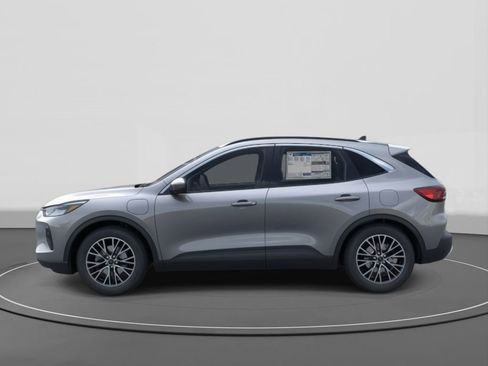 New 2025 Ford Escape Base image 3