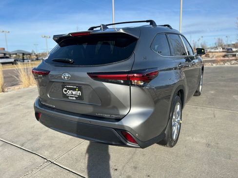 Used 2026 Toyota Highlander Limited image 5