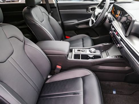 Certified 2026 Kia Sorento EX AWD/4WD image 15