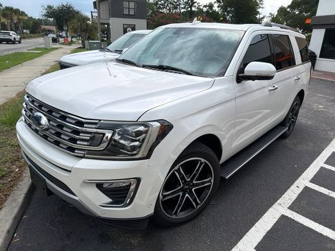 Used 2019 Ford Expedition Limited w/ Special Edition Package AWD/4WD image 6